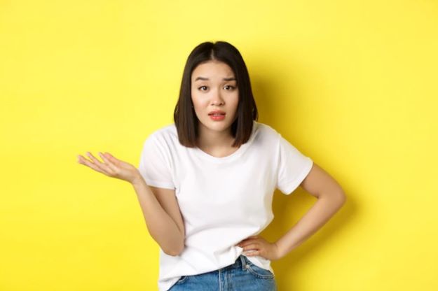Why Does A Vagina Look Like a "Roast Beef"? Fact or Myth? 2 woman asking what if Why Does A Vagina Look Like a "Roast Beef"? Fact or Myth?