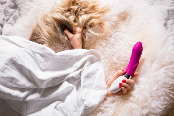How can dildo help couple to have better sex? 8 dildo satisfaction How can dildo help couple to have better sex?