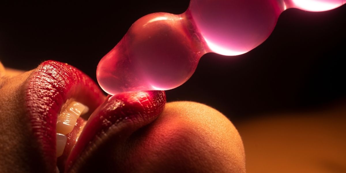 Read more about the article How does dildo feel? Real people share their experience