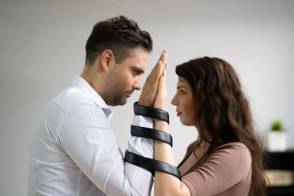 belt as restrain How to use a belt during sex? 7 tips to do it