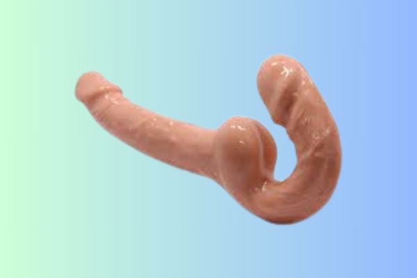 Double-Sided Strap-Ons: Twice the Fun, Twice the Action 1 double sided strap on dildo2 Double-Sided Strap-Ons: Twice the Fun, Twice the Action