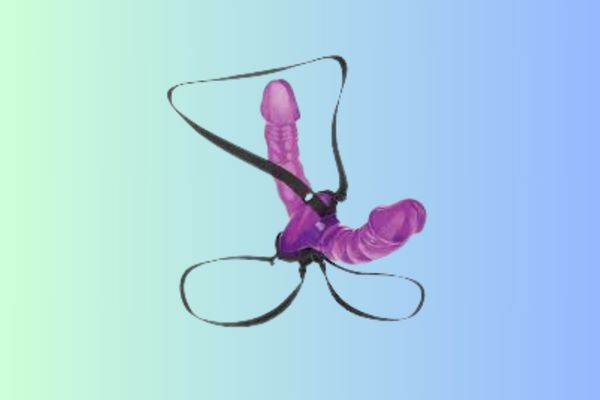 Double-Sided Strap-Ons: Twice the Fun, Twice the Action 3 double sided strap on dildo3 Double-Sided Strap-Ons: Twice the Fun, Twice the Action