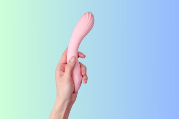 Realistic Vibrators: The Next Best Thing to the Real Deal 1 realistic vibrator 3 Realistic Vibrators: The Next Best Thing to the Real Deal