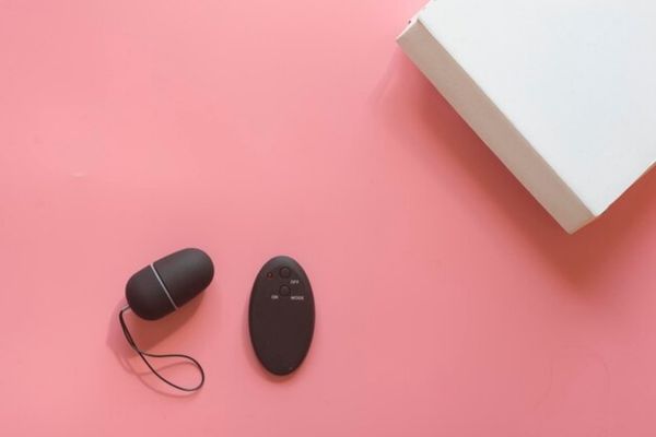Remote Control Vibrators: The Ultimate Hands-Free Pleasure Device 2 remote control vibrator 2 Remote Control Vibrators: The Ultimate Hands-Free Pleasure Device